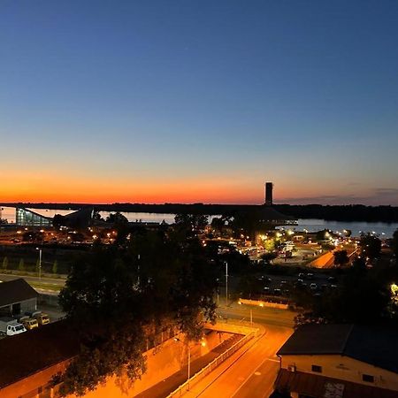 Kelti Lägenhet Belgrad Exteriör bild